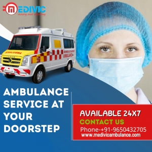 Low Priced Ambulance Service in Camac Street by Medivic